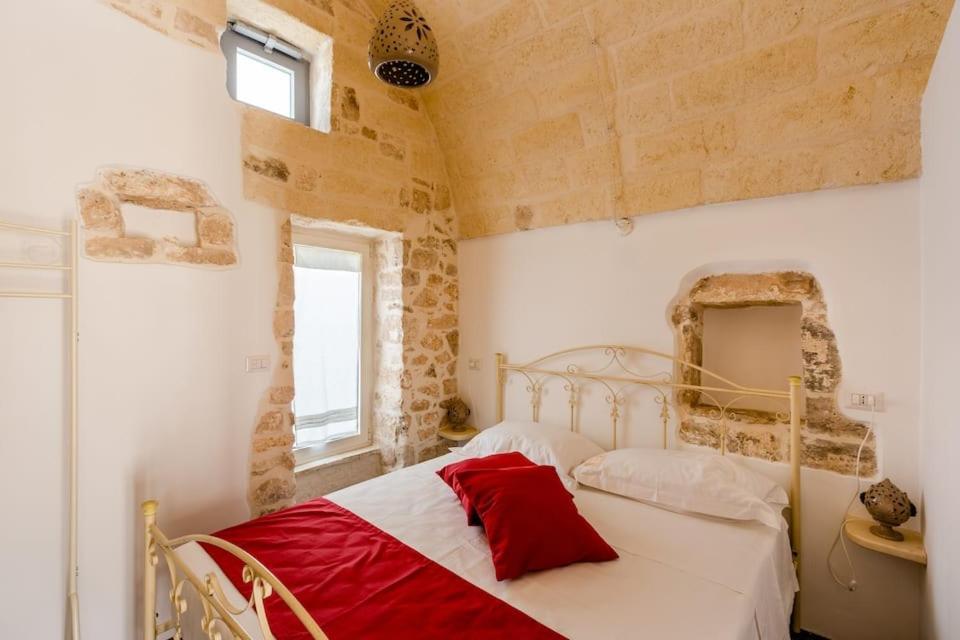 La Finestra Dimora Charme Hotel Ceglie Messapica Bagian luar foto